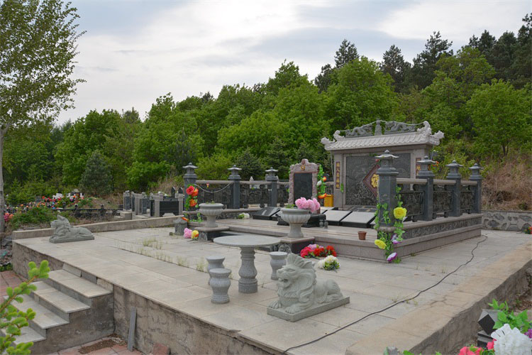 北京殡葬协会回应“死不起” 称市民“太挑剔”